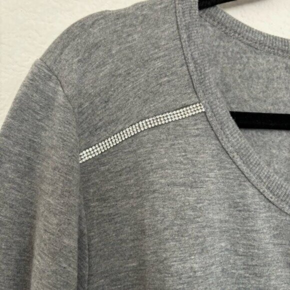 Torrid Size 3X Ultra Soft Fleece Crew Neck Trim Detail Sweatshirt - Picture 5 of 7